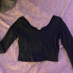 long sleeve cropped top